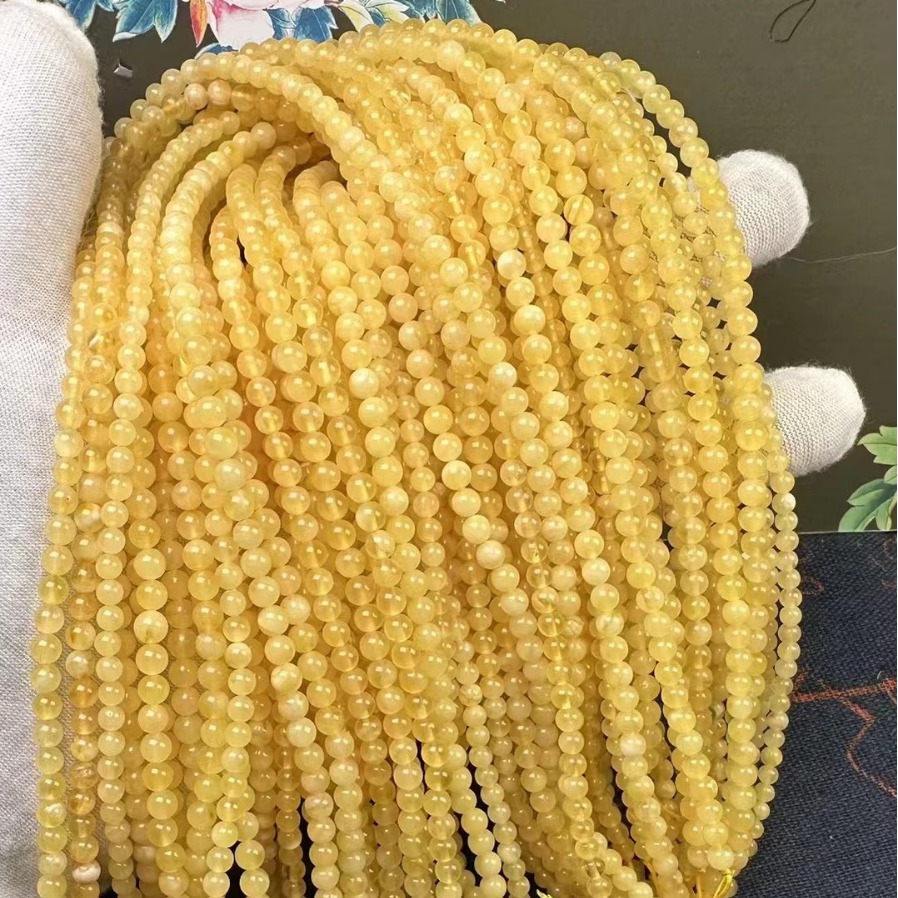 Russian natural beeswax long round beads round chain chicken oil yellow honey extremely high wax mellow size 4mm
