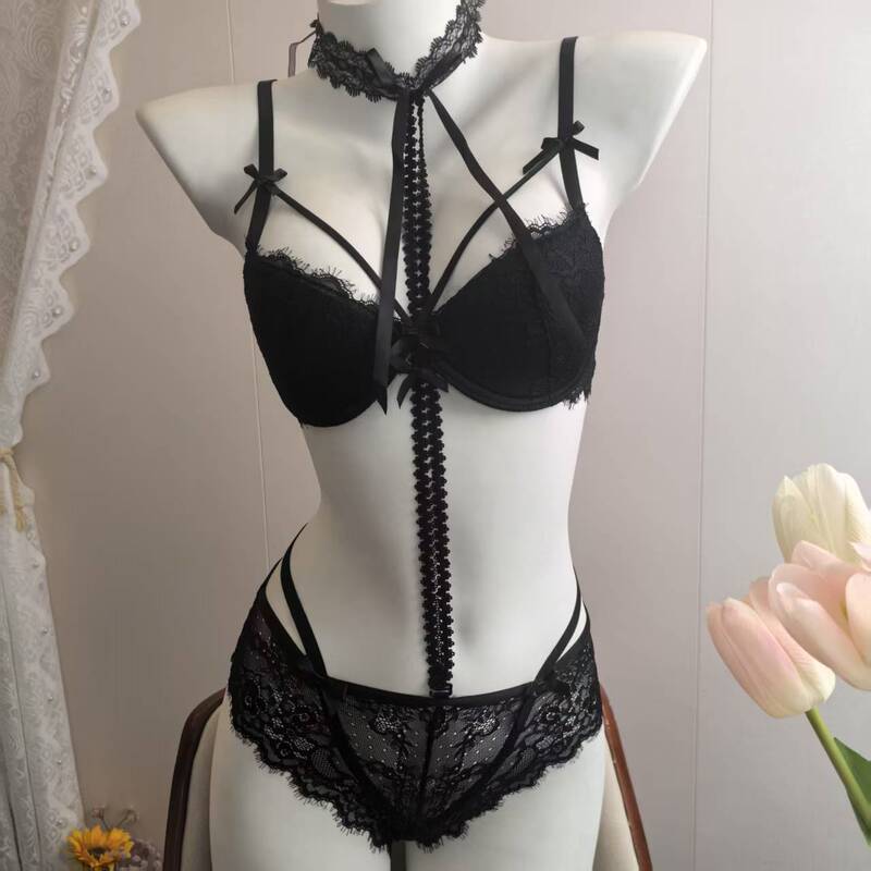 Sexy Lace Pure Lust Design Halterneck Bow with Steel Ring Push-Up Underwear Set