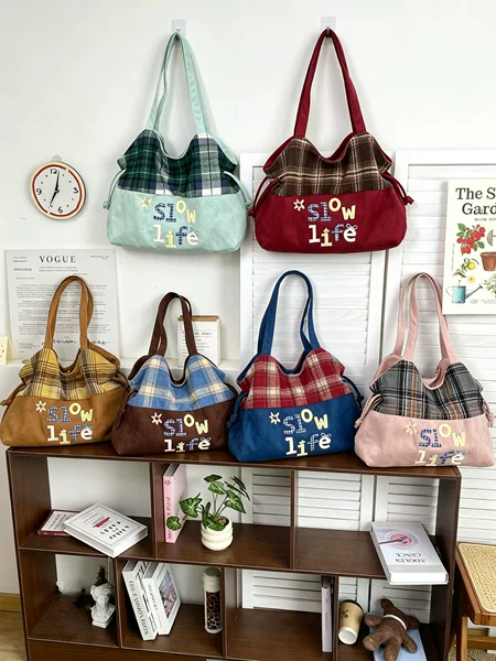 New autumn and winter plaid color-block tote bag, vintage large-capacity shoulder bag, soft and relaxed color-blocking underarm bag for women