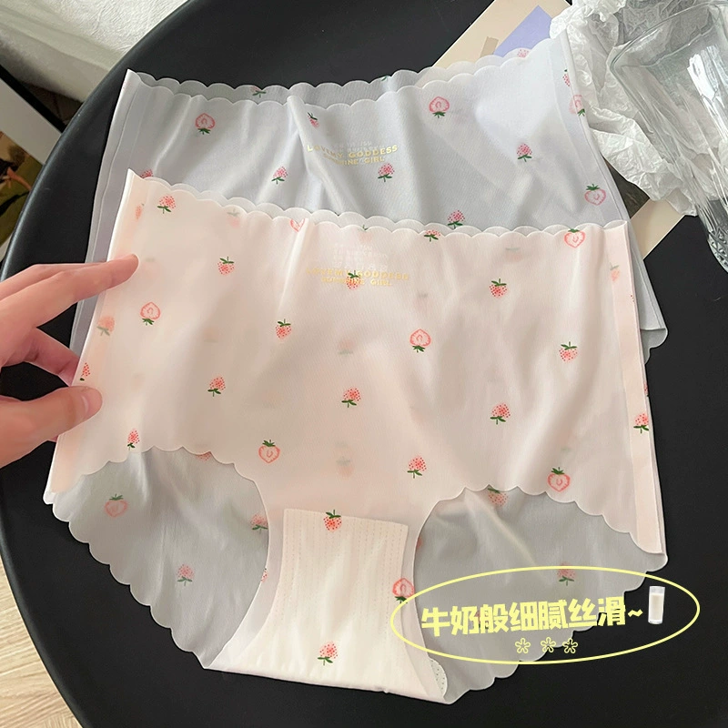 Летние ультратонкие бесшовные трусики из ледяного шелка для девочек, сексуальные прозрачные быстросохнущие трусы, хлопковые трусы с клубникой для женщин