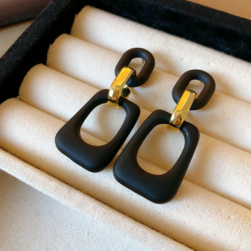 銀の針の黒色の水晶の項の幾何学のピアスの小さい大衆の百合のイヤリングのファッションの気質の軽くて豪華な高級感の耳飾りの卸売り