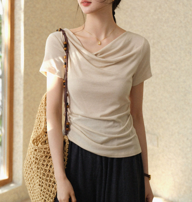 Áo thun nữ cổ tròn tay ngắn phom slim chất len Tencel vintage — Vàng yến mạch chi tiết 11