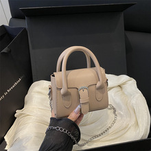 �߼�������С����Ů2025�＾�¿�r�Іμ�б�������С�����e����