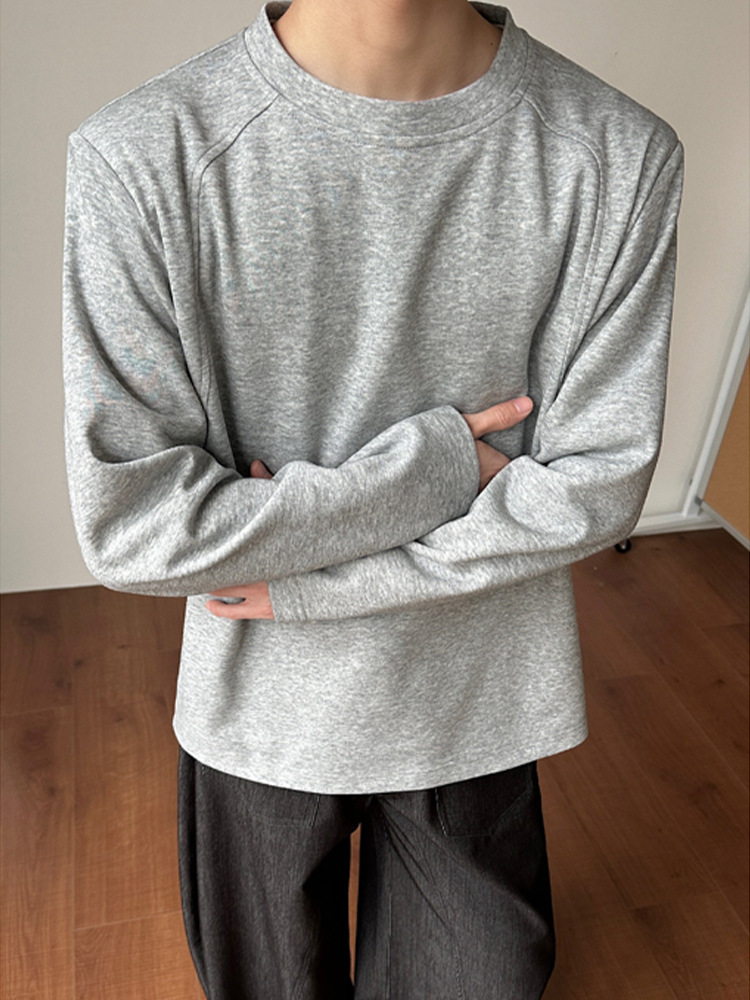 Cleanfit grå långärmad t-shirt för herr med axelvaddering_voghion.com