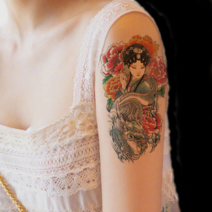 �y���N�����Ů���۾W�t�г�Ů�ֱۺڰ�ϵˇ�˼y·���ڎ����b���^