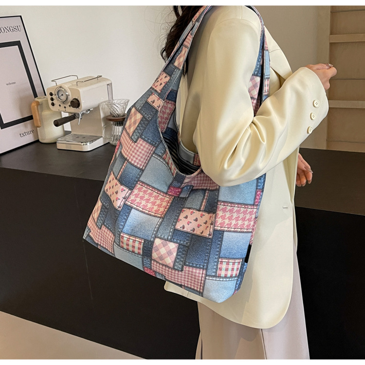 Women's Medium Cloth Plaid Streetwear Zipper Tote Bag display picture 31