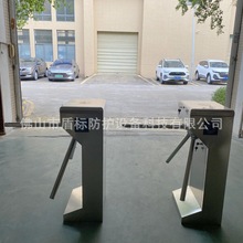 超市出口单向三辊通道 半高出口通道滚闸机 酒店刷卡进出三杆辊闸