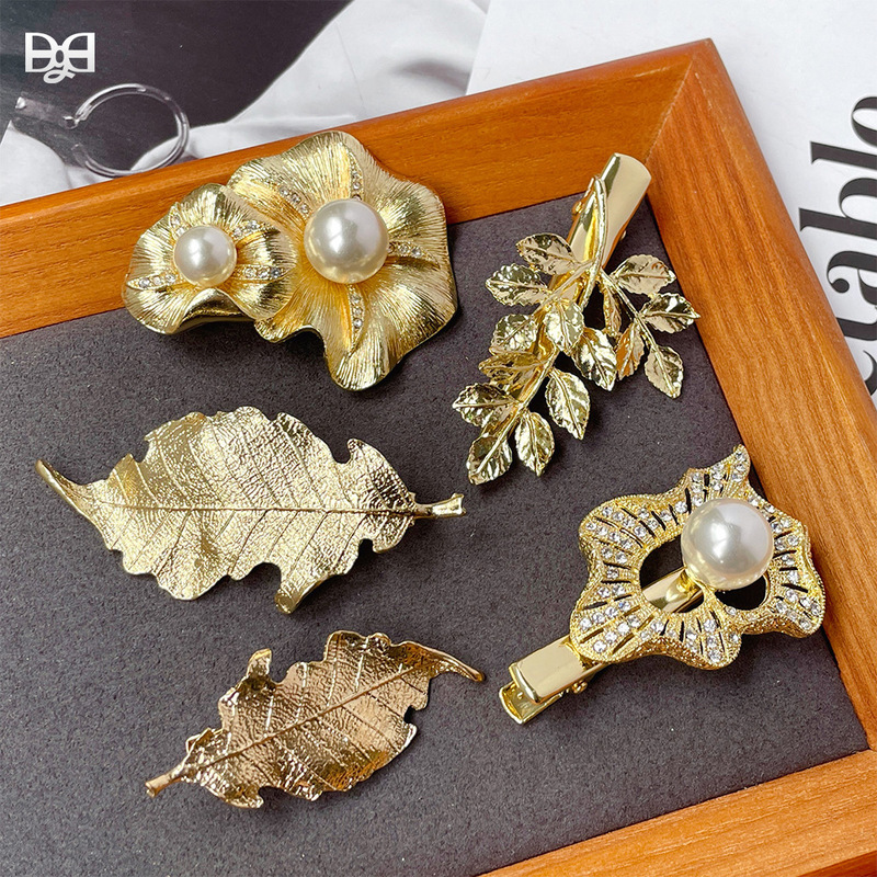 South Korea designer hairpin minimalist bangs clip metal niche hair accessories light luxury jewelry duckbill clip boutique exclusive