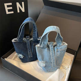 儿童包2023新款韩国版牛仔布水桶包女童休闲手提包时尚造型手拎包