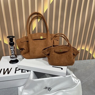 С��JW PEI��Ӱ��͹������С̖Ů2025�¿�ٴ�μ�Ҹ�����ذ�Ů