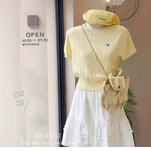�Sɫ�̽��黨�A�I�������t��Ů�b�ļ��nϵС��������ᘿ�������