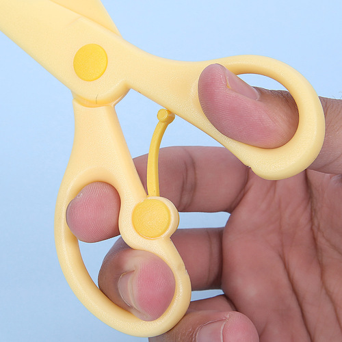 Plastic macaron-colored scissors for children's handicraft office supplies, non-slip paper cutting scissors for kindergarten use