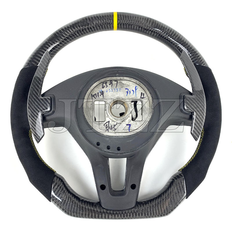 Suitable for Mercedes-Benz GLA-class CLS-class CLA45W204W176W218W219 steering wheel carbon fiber modification