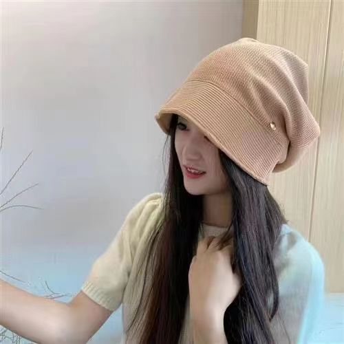 New model facial highlight small knitting autumn and winter warm beanie hat, popular stack hat for women, casual versatile high-quality