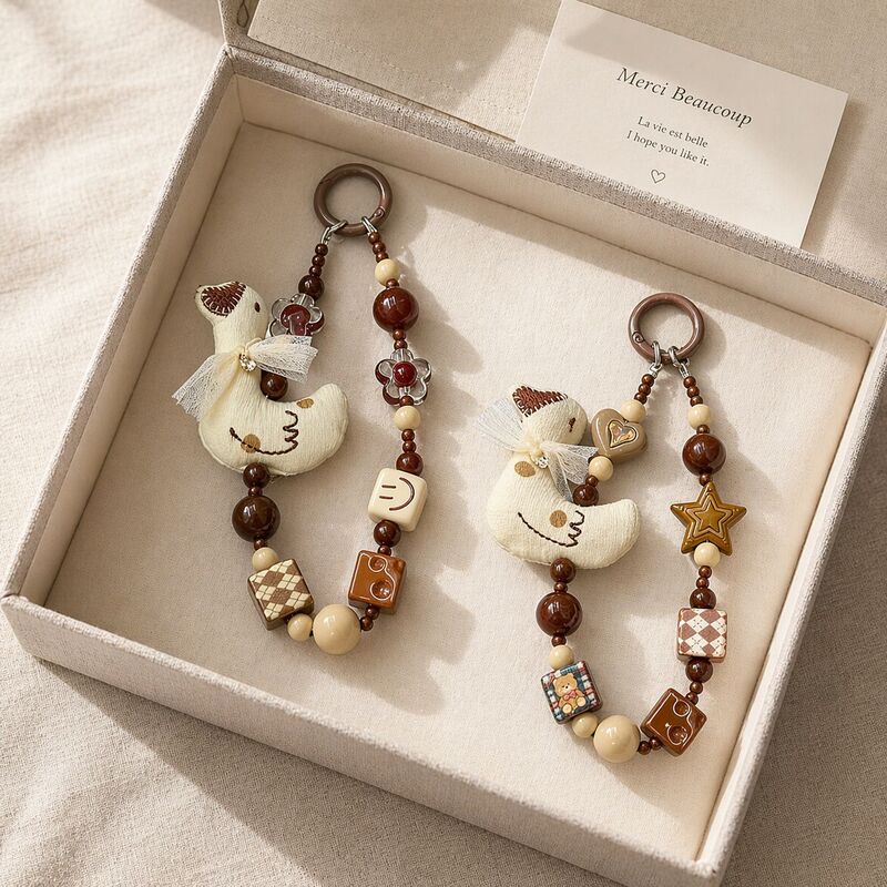 Original handmade phone chain with an ins-style niche design, cute duck beaded phone case lanyard