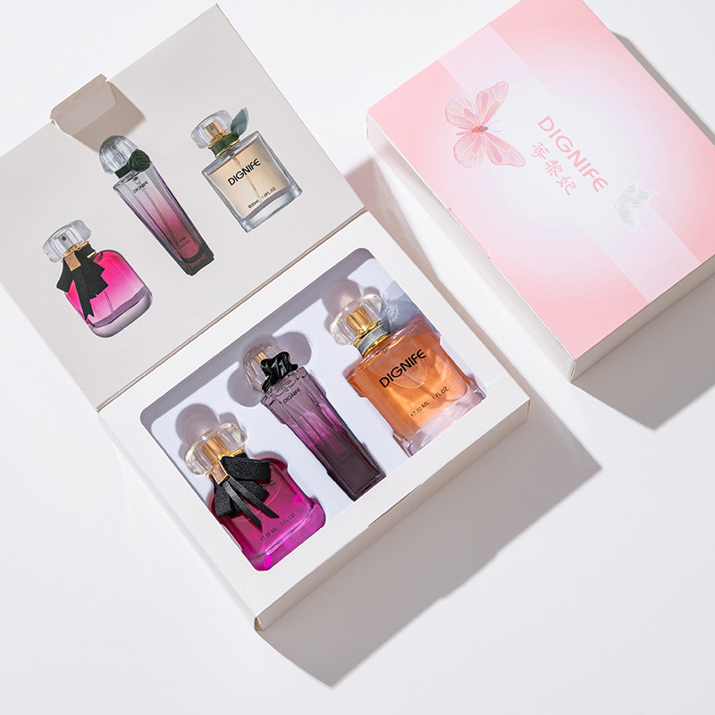Conjunto de perfumes transfronterizos para hombres y mujeres fragancia persistente fresca y barata para hombres colón Vietnam caja de regalo de perfumes al por mayor