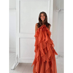 �羳�W��Ů�b�첱�o��¶��ϵ�����Ӻ��~߅�m͢�L���|�����Lȹ