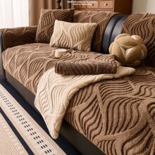 秋冬季加厚毛绒沙发垫2026新款保暖防滑盖布复古高级感防猫抓坐垫