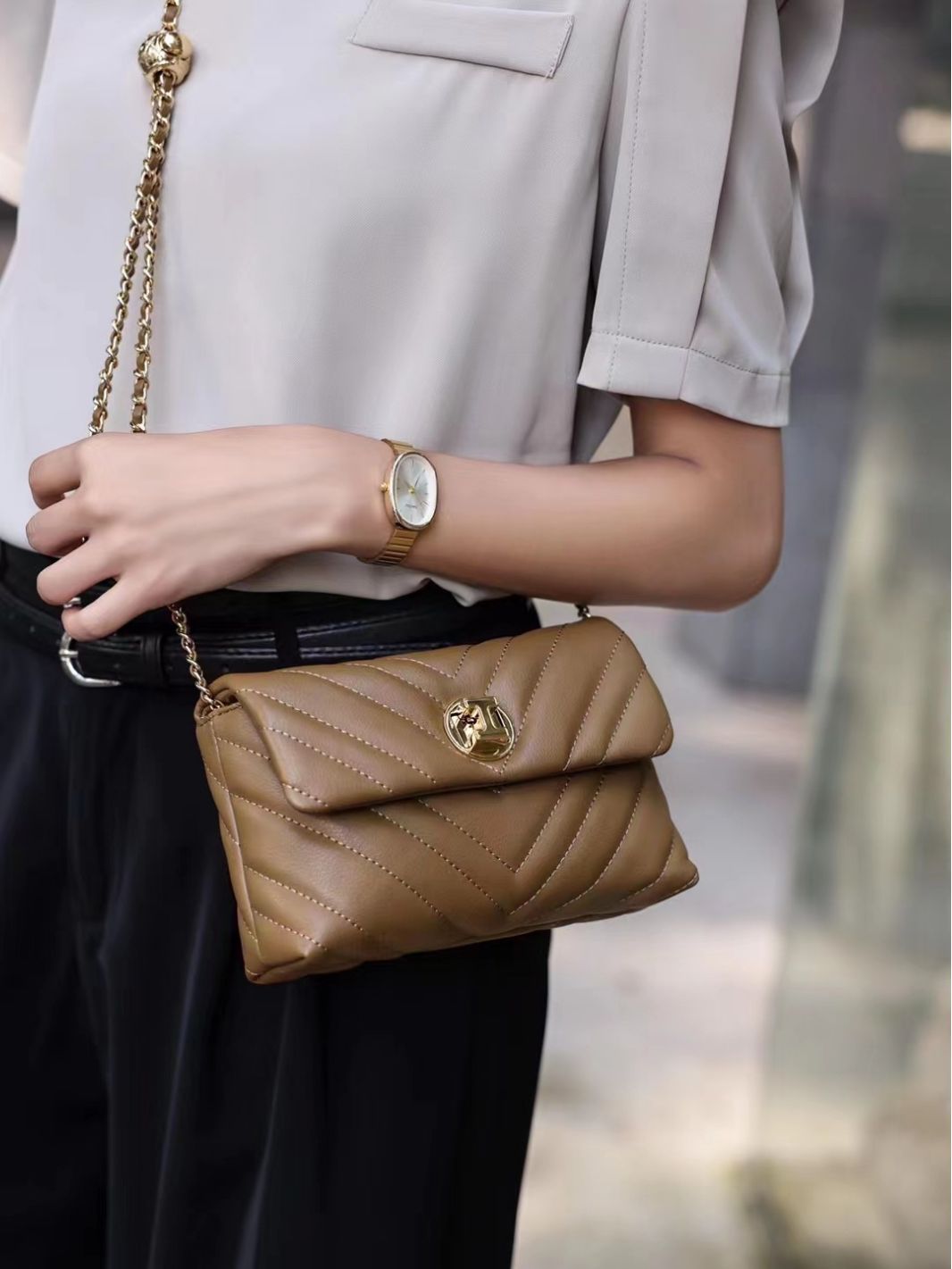 Bolso de las mujeres de cuero genuino mini estilo Chanel cadena de la bola de oro bolsa verano suave cuero de vaca elegante hombro crossbody MINI BOLSA