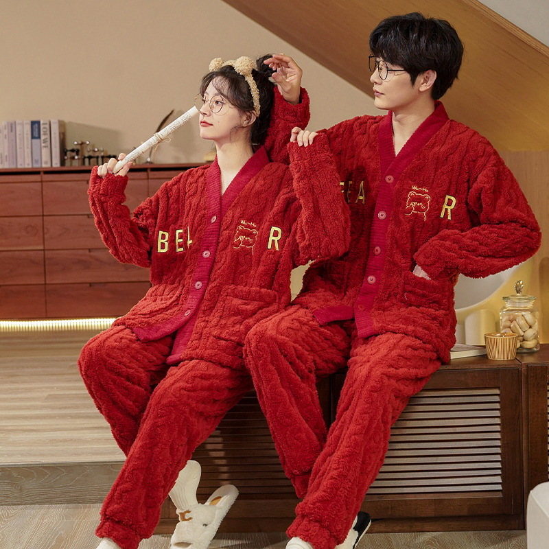 2023 Otoño e Invierno Nuevo coral polar pareja pijamas forrados de lana caliente franela ropa de abrigo hombres y mujeres ropa de hogar traje