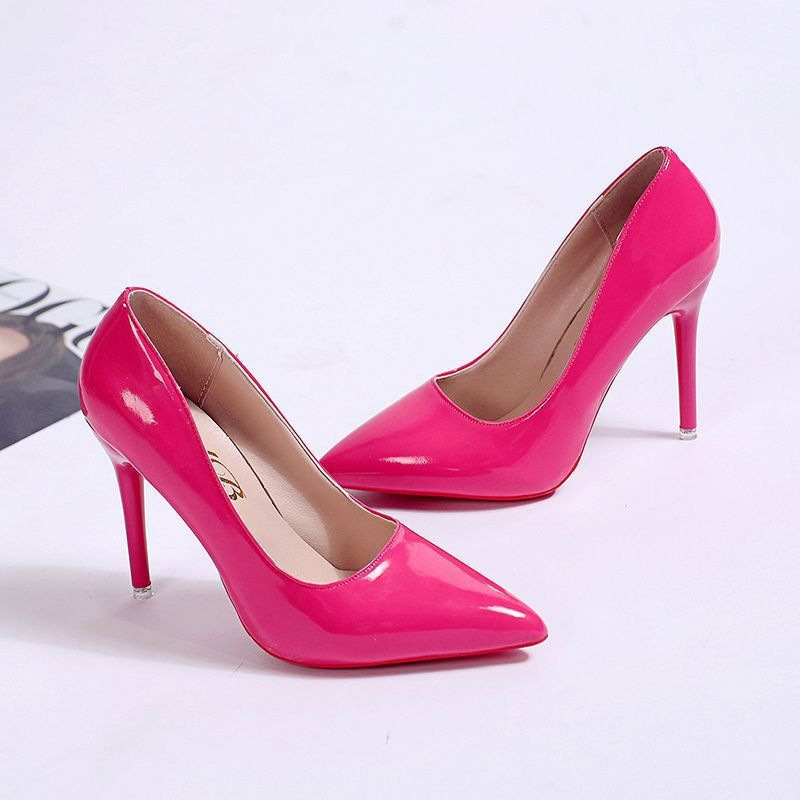 Rose red