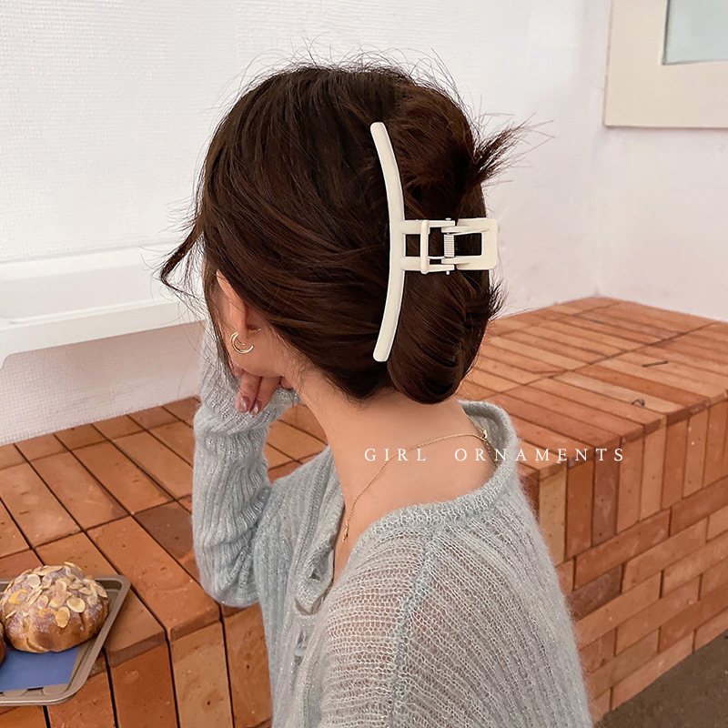 帮手主图-简约气质后脑勺大号抓夹盘发鲨鱼发卡发抓感法式头发夹