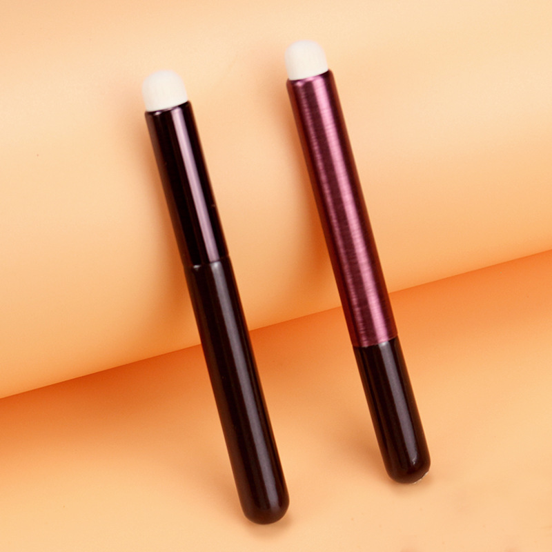 Nuevo cepillo de labios de cabeza redonda portátil bala mate lápiz labial cepillo de labios pincel de maquillaje de labios internet celebridad herramientas de belleza