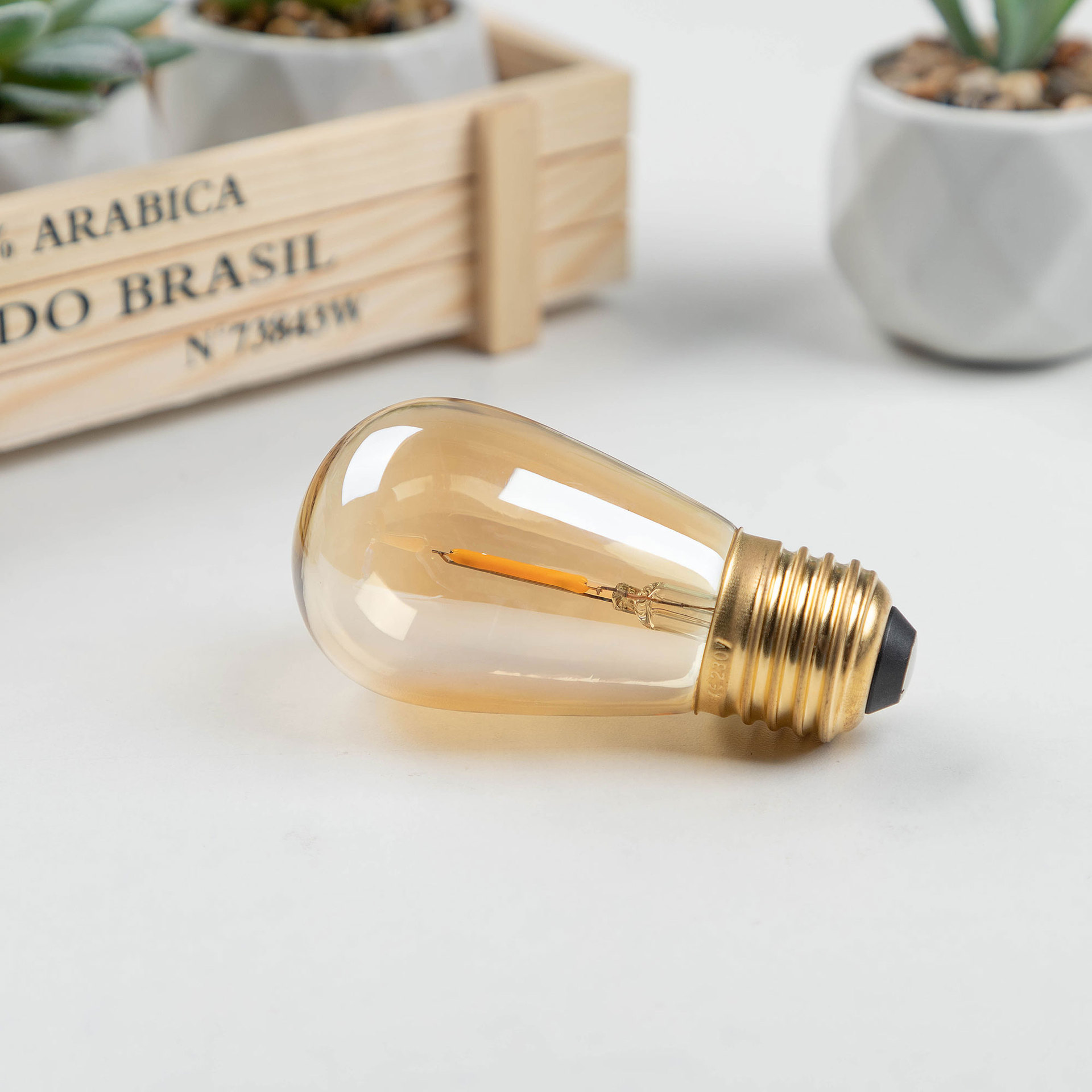 Lámpara led de plástico S14 Lámpara de filamento Edison 2700K Cálido E27 Impermeable y de ahorro de energía ST45 Lámpara de cadena de espuma