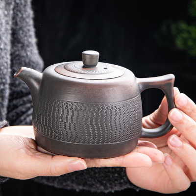 Union Yunnan Construction of water Purple Tao ceramics Kung Fu teapot manual Retro Knife pattern Unglazed