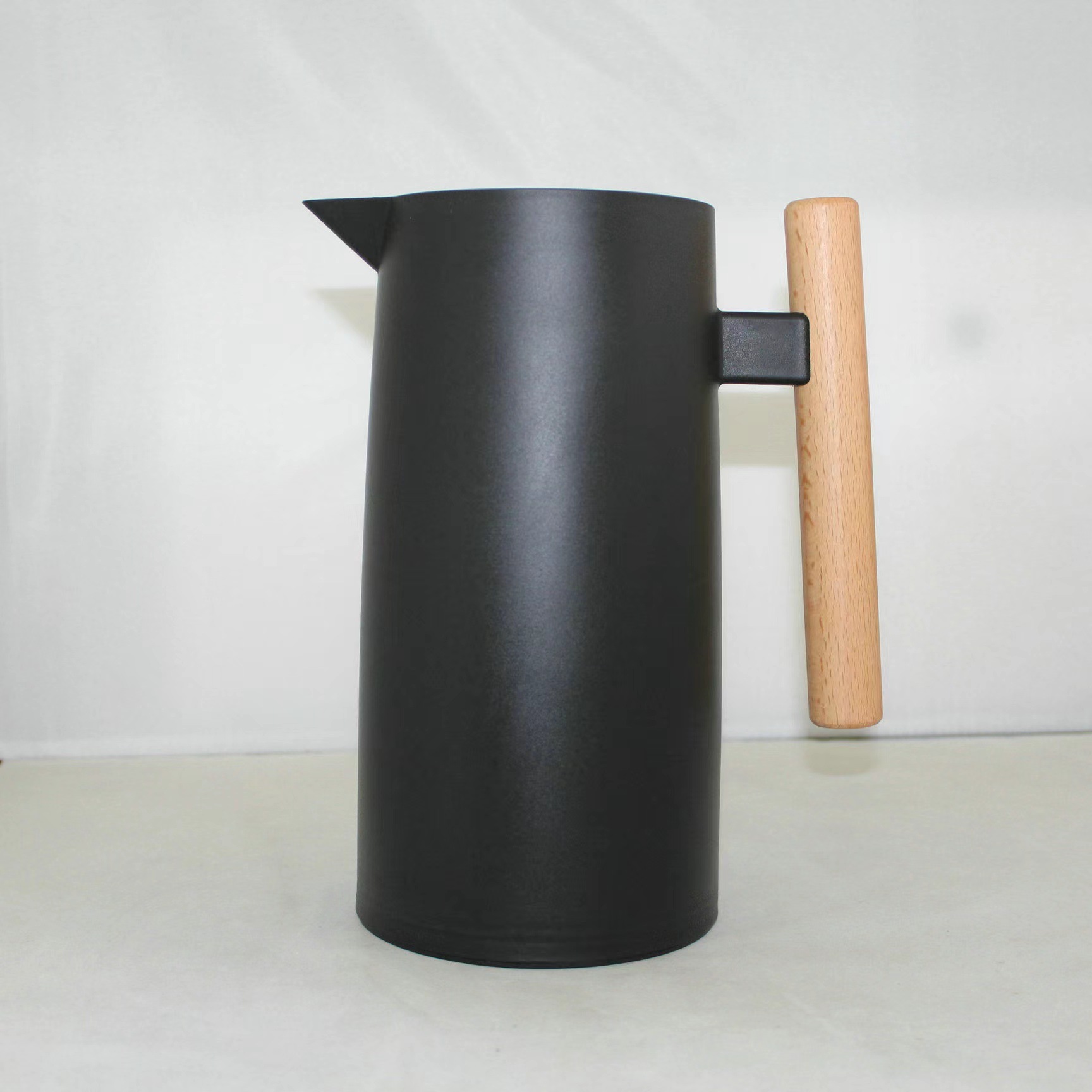 Hervidor térmico de estilo nórdico simple - Hogar y oficina, gran capacidad, carcasa de plástico, revestimiento de vidrio