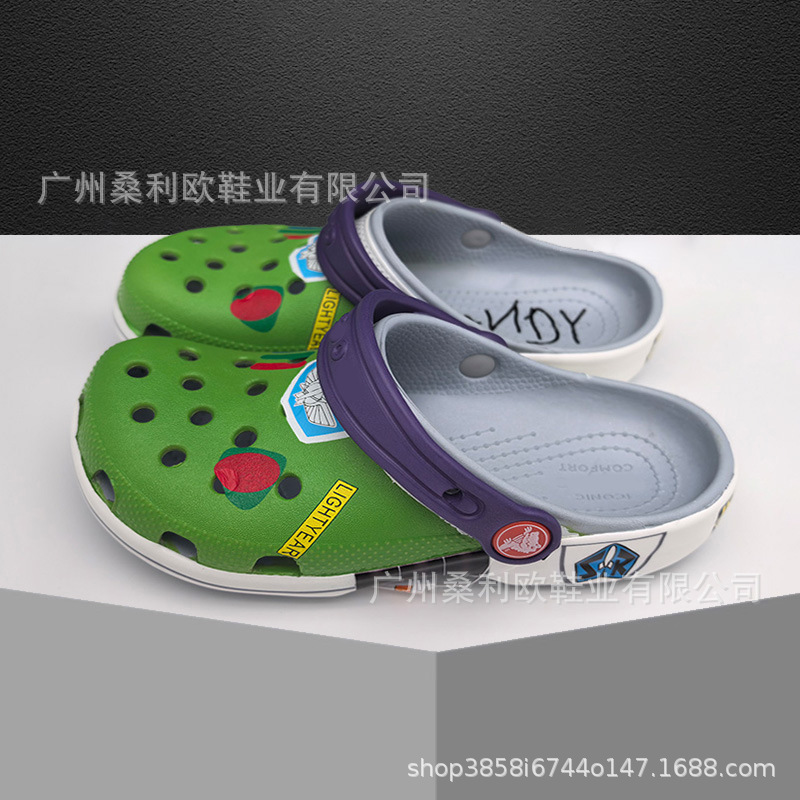 Cross Moe Lubi Star Zapatos con agujeros para niños Sandalias antideslizantes Zapatillas Baotou para niños Zapatos de playa para niñas al por mayor