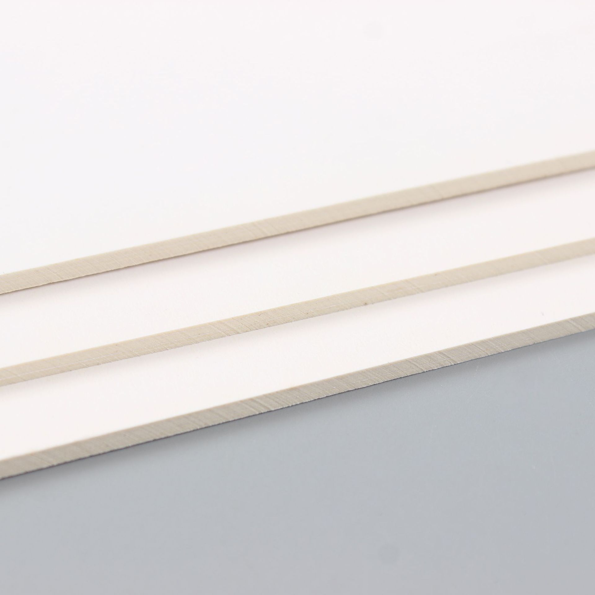 厂家直供厚纸板包装盒儿童绘画板多规格硬卡纸加厚单面白纸板批发