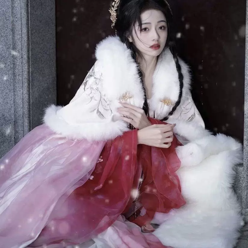 闺蜜新款斗篷成人女汉服雪神女古风披风加厚仙气古装披风加绒保暖