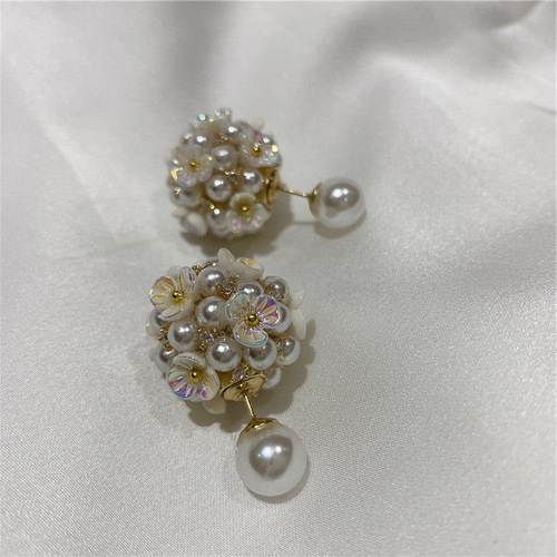 925 Silver Needle French Retro Shell Flower Pearl Ball Earrings for Women - Ethereal and Charming Personality Fashion Stud Earrings