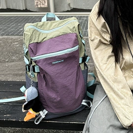 休闲背包;中大学生书包;旅行包袋