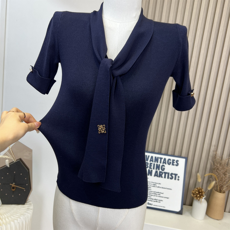 韓国ヒロインテンセルコアスパン糸リボンゴールドバックルスリムフィットセーターVネックミッドスリーブトップ女性用|undefined