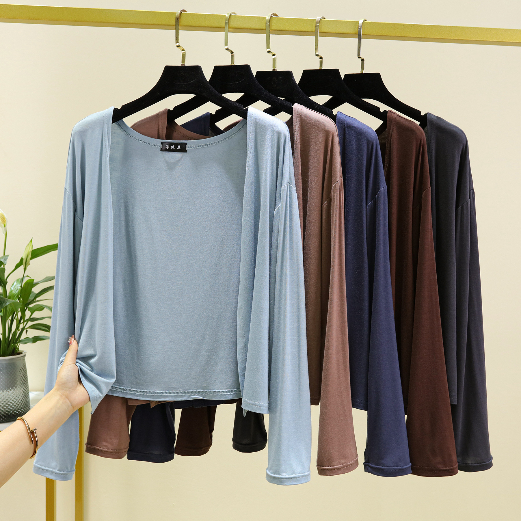 New summer modal short-sleeved cardigan, stylish and versatile, solid color sun protection clothing, plus size casual air-conditioned shirt.