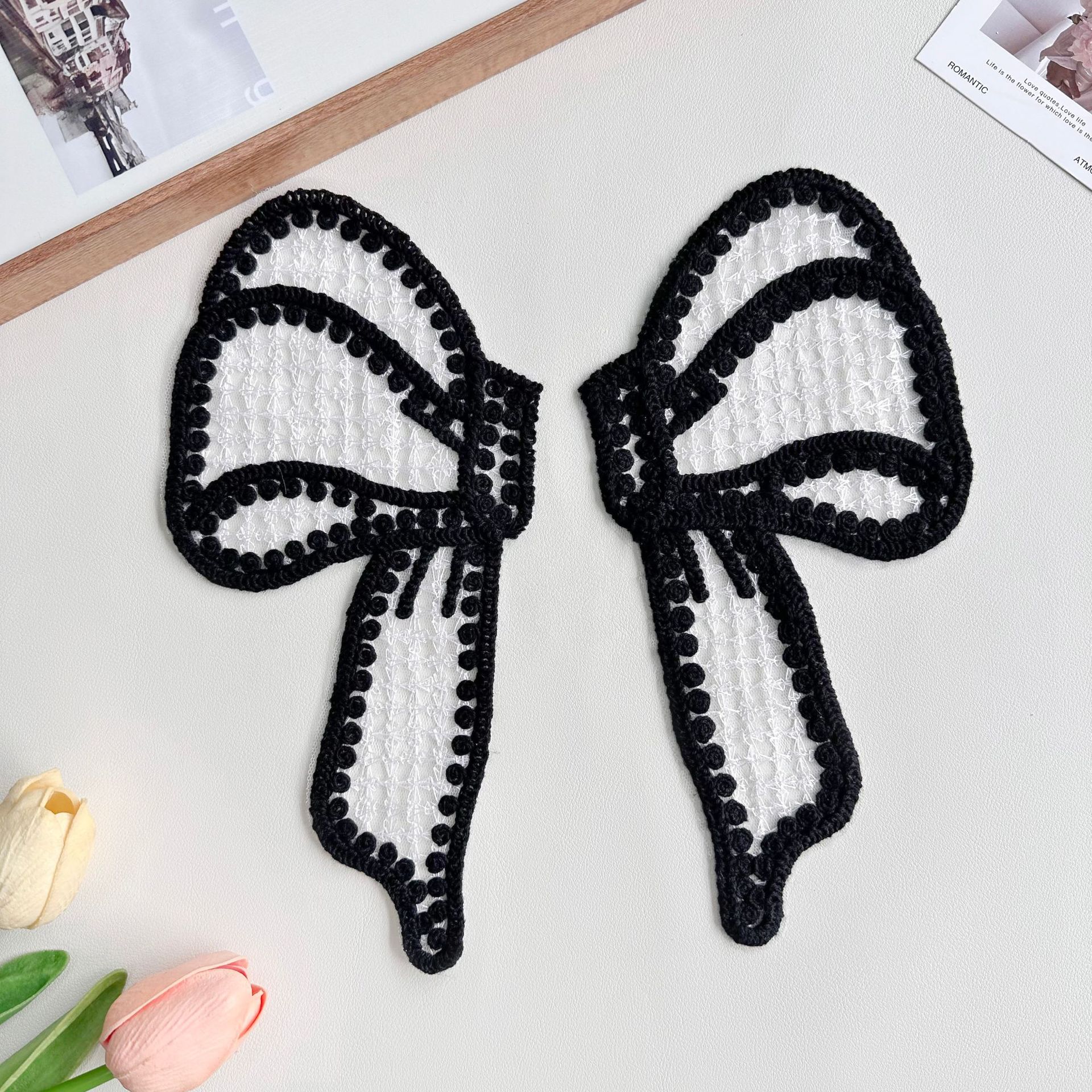 Clavos hechos a mano ganchillo blanco y negro arco de tela pegatinas DIY ropa bolsas sombreros accesorios decoración calcomanías de sequillas image 3