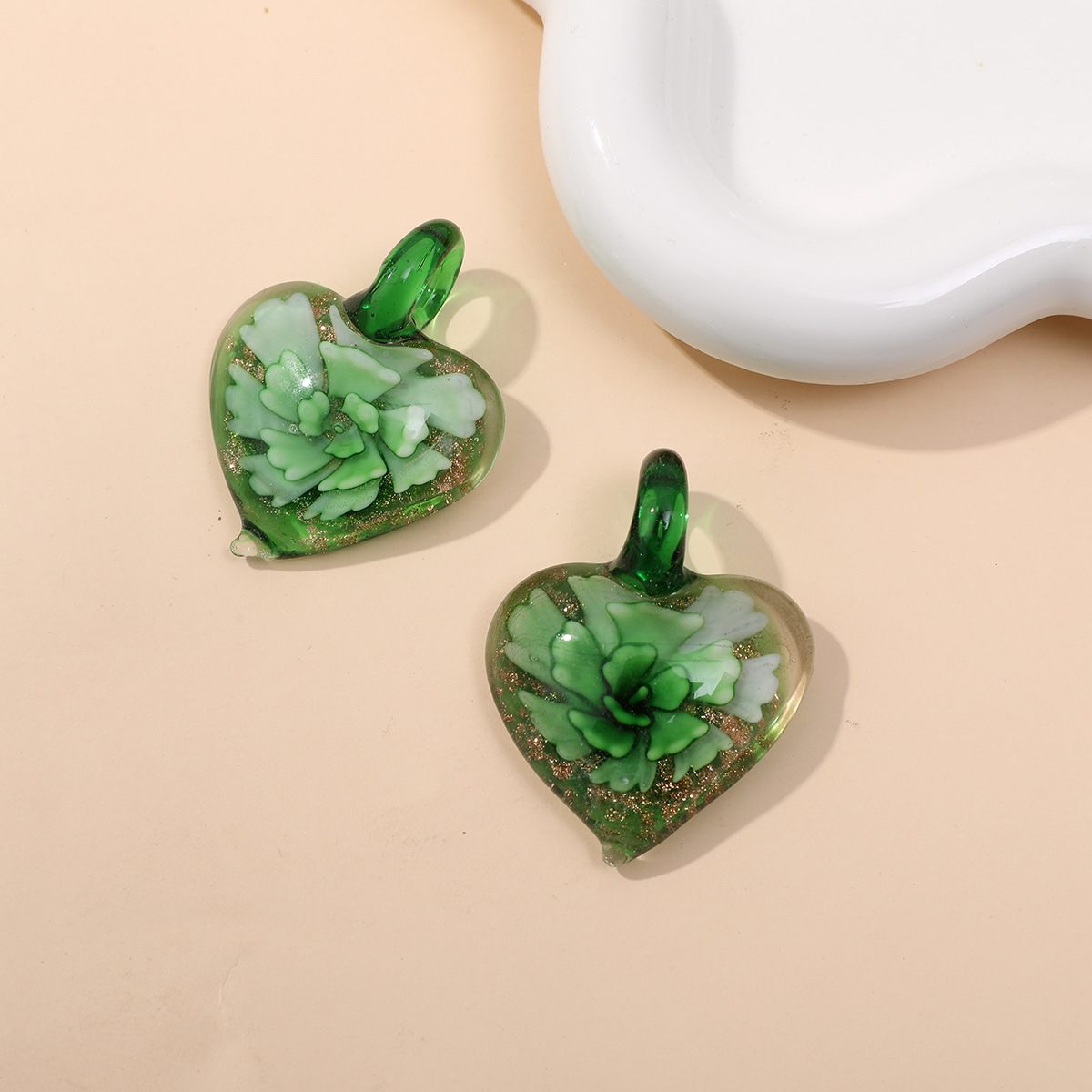 16g Weight Pendant Jewelry Making Type 36*47mm Jewelry Making Size DIY Jewelry Accessories Classification 1 Piece Quantity glass Material Heart Shape, Flower Pattern Simple Style Style 1 Piece 36*47mm Glass Heart Shape Flower Pendant 11