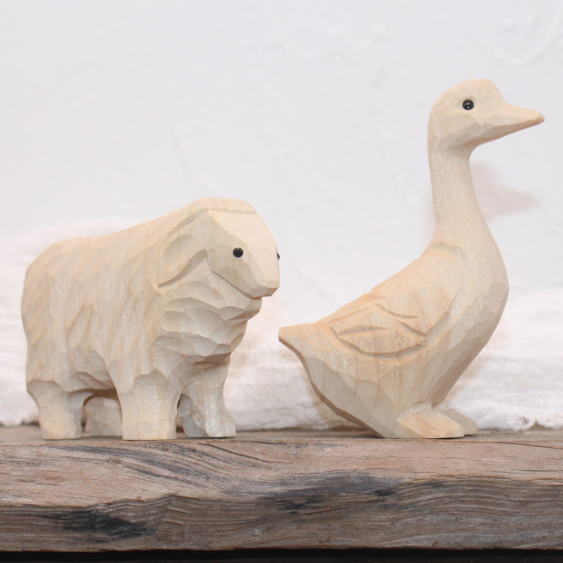 Aoki Fan Animal Log Color Hand-carved Wooden Home Ornaments Animal White Boil Ornaments Can be Hand-painted