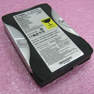 SUN 370-3863-02 Ӳ�P ST38410A IDE�ӿ� 8.4G