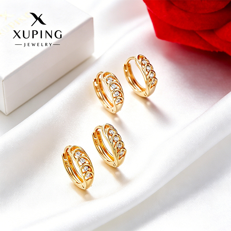 Xuping nuevo nicho de diseño de gemas artificiales transfronterizas europeas y estadounidenses aretes geométricos personales simples pernos de orejas de moda