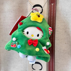 クリスマスツリーのハローキティのペンダントのアイデア冬のかわいい猫のバッグのペンダントのぬいぐるみの祝日のプレゼント