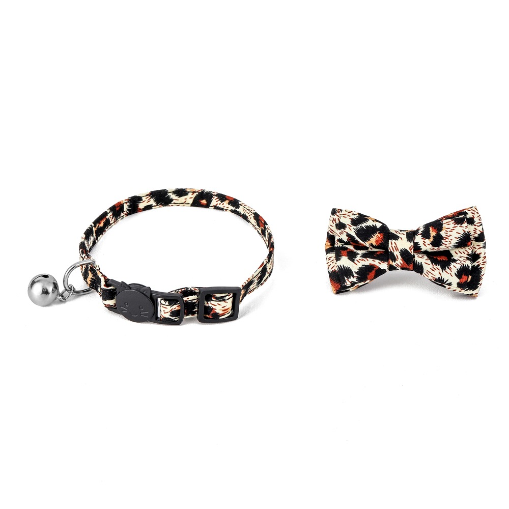 Fábrica spot transfronterizo nuevo algodón gato collar arco leopardo gato corbata toalla saliva campana collar gato