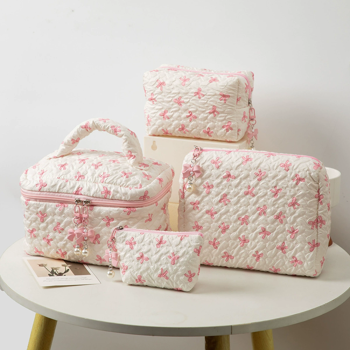 Новая косметичка с бантом для женщин, вместительная портативная дорожная сумка для туалетных принадлежностей, сумка для хранения средств по уходу за кожей, готова к продаже