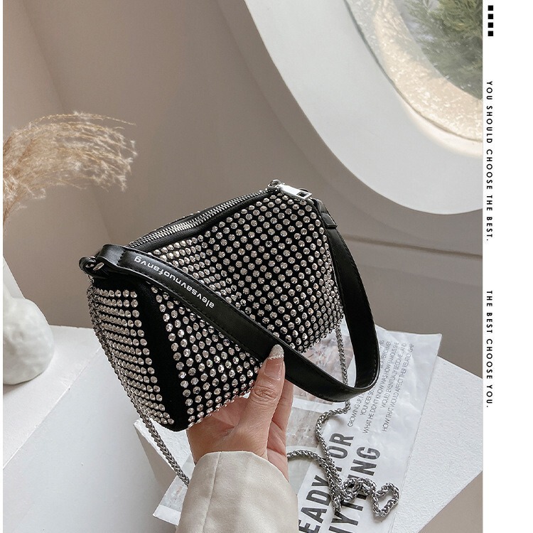 2026 New High-End Stylish Rhinestone Shoulder Bag, Fashionable Casual Versatile Chain Crossbody Bag, Simple Women's Bag