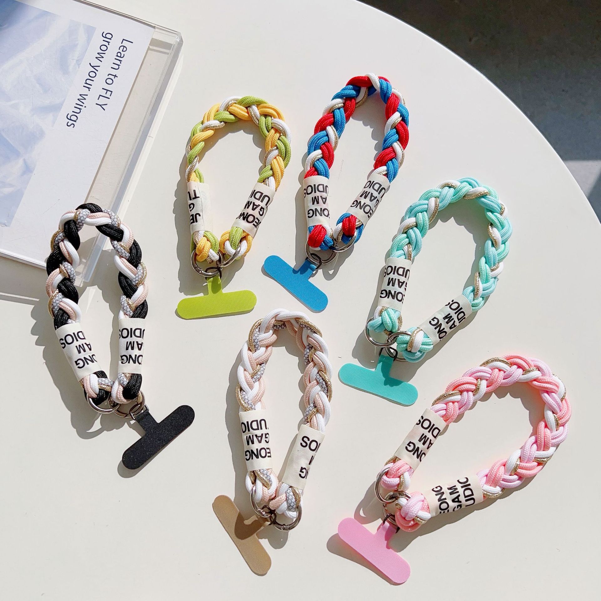 Creativo de color 6 hebras de tejido amor casca de teléfono móvil cadena cola de caballo universal cuerda corta cuerda de teléfono móvil ins viento