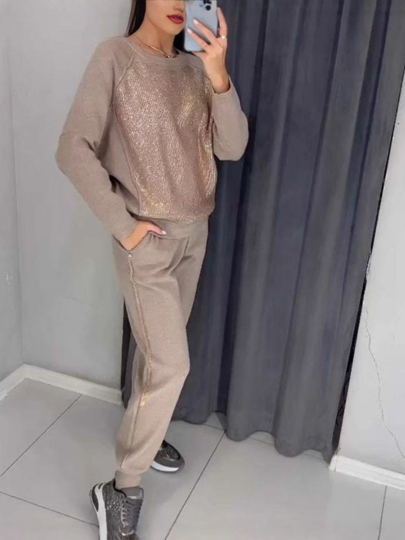Solid color long-sleeve for leisure with a round collar