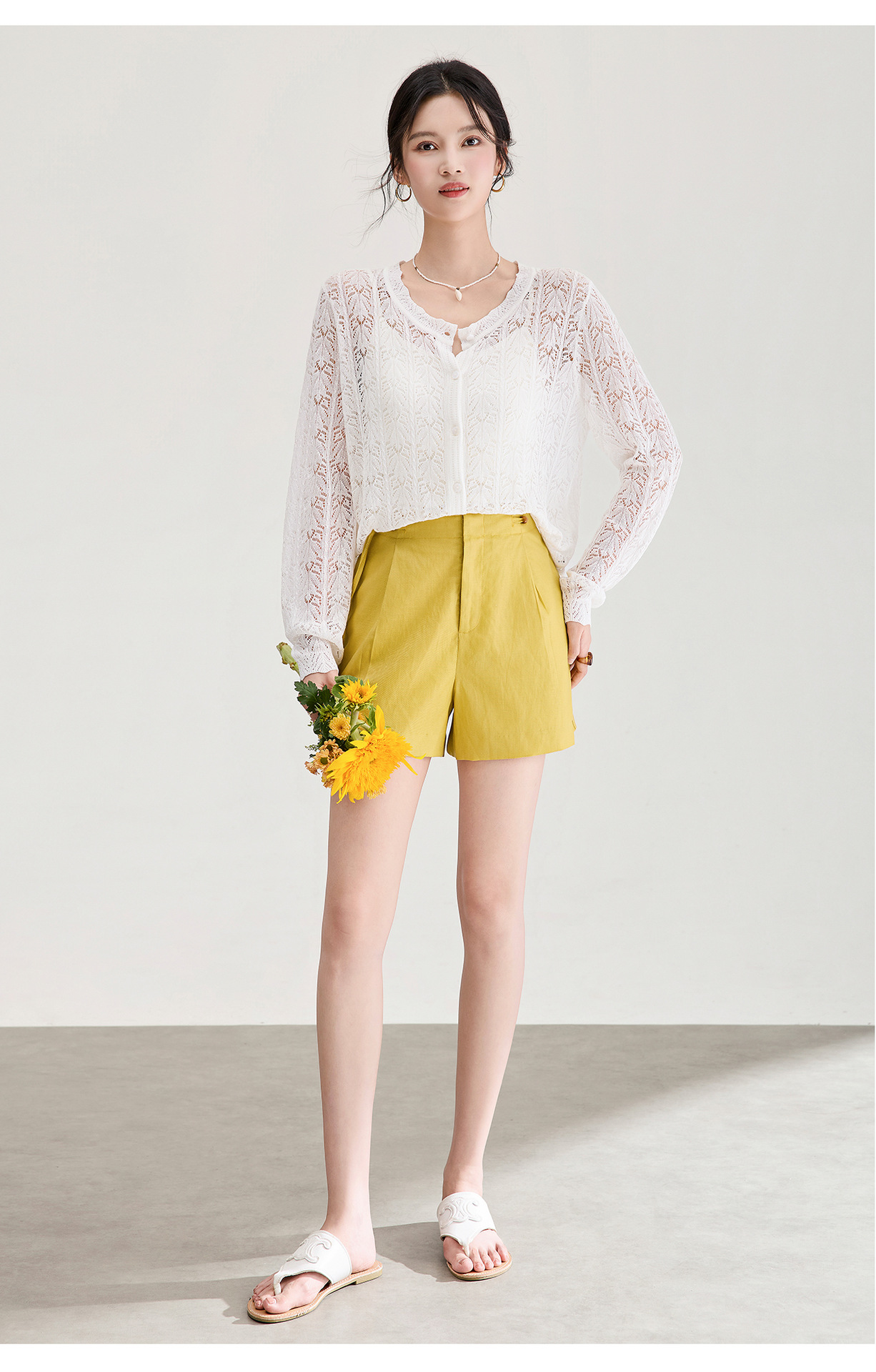 Quần short nữ cạp cao dây buộc phong cách quốc phong rộng thùng thình đính cườm — Xanh lông mòng đen chi tiết 11
