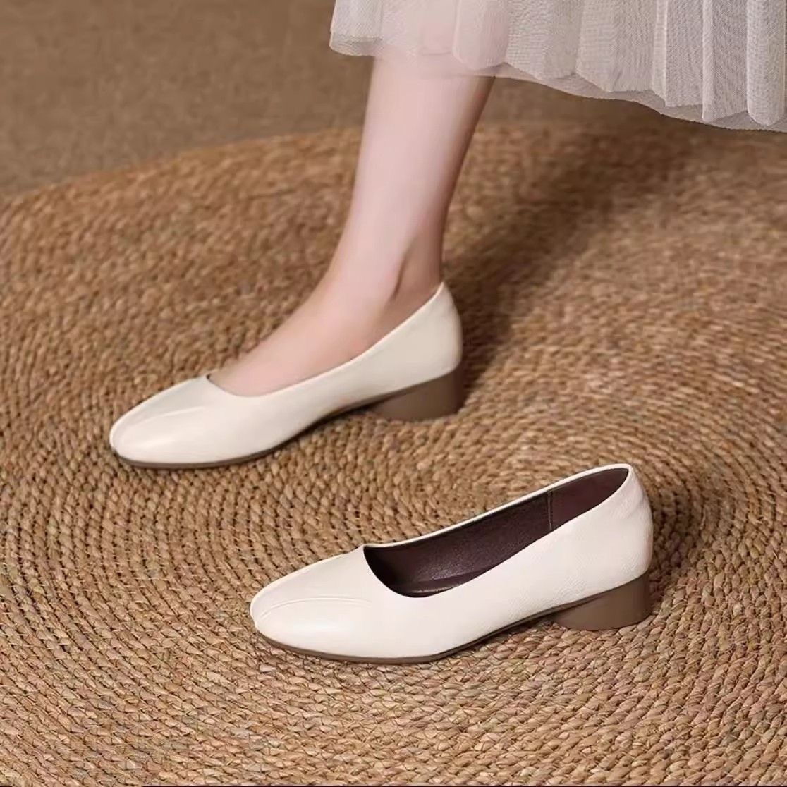 2026 nuevos zapatos de cuero suave de tacones gruesos negros para mujeres zapatos de trabajo de prueba superficial